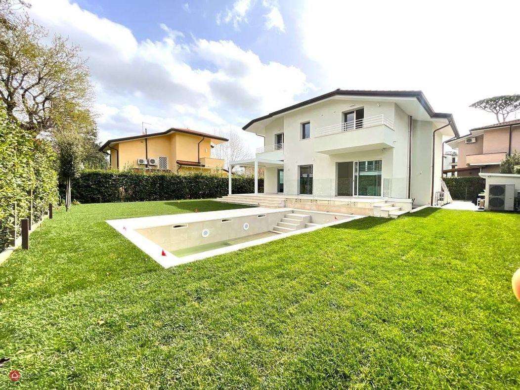 Villa in Affitto a Pietrasanta Via Cristoforo colombo, 55045