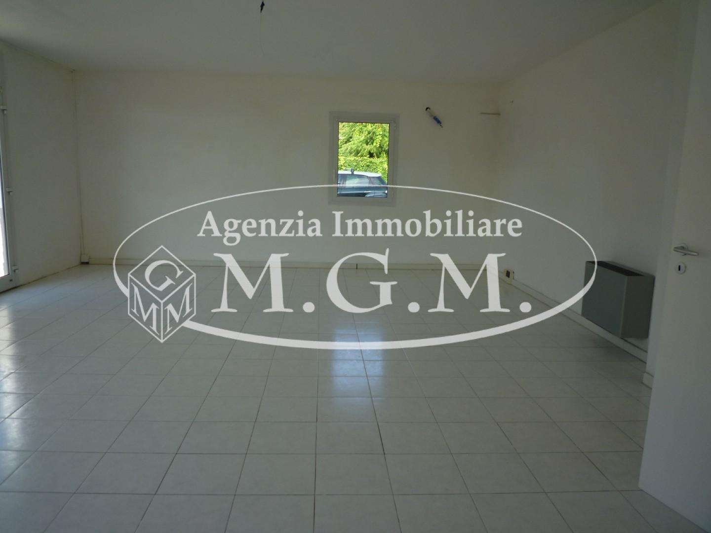 Locale commerciale Usciana, Castelfranco di Sotto