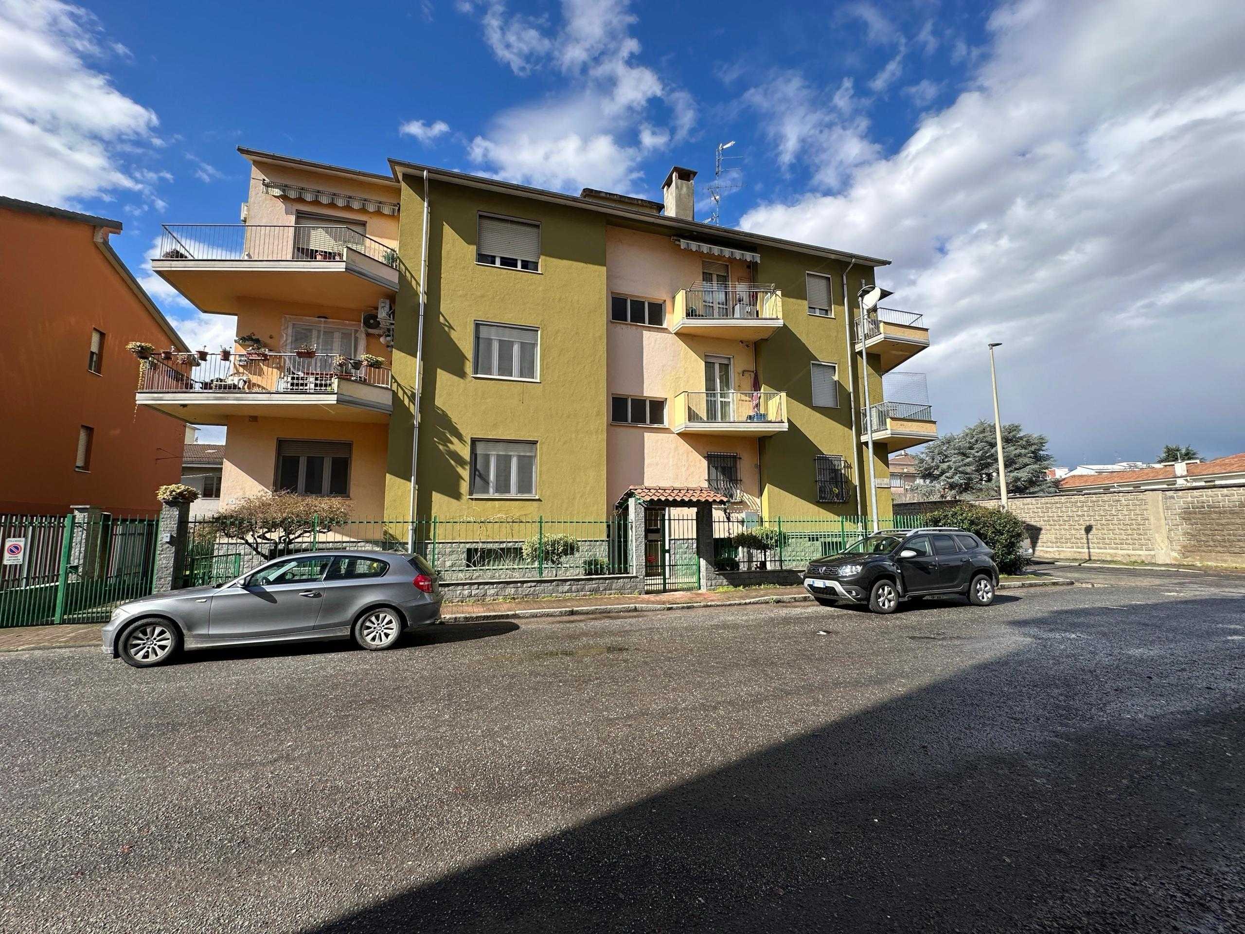 Appartamento in Vendita a Vercelli Via Ferrarin