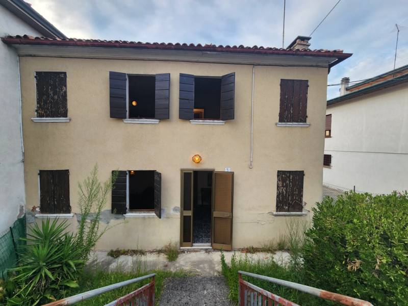 Casa indipendente in Vendita a Camponogara Calcroci