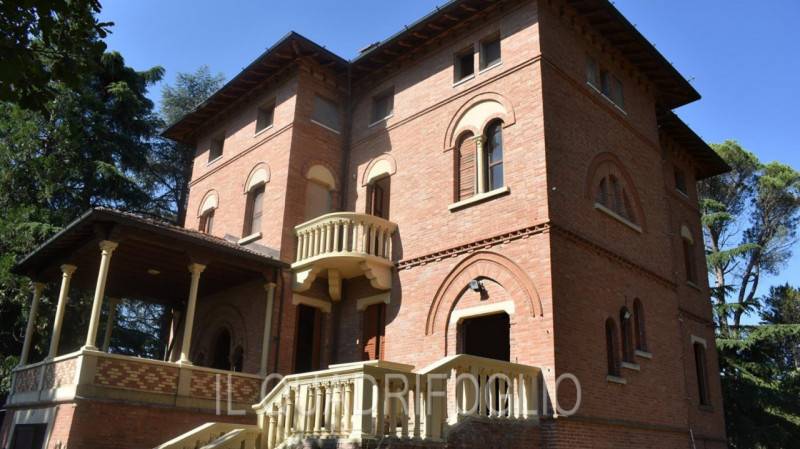 Villa in Vendita a Cesena San Carlo