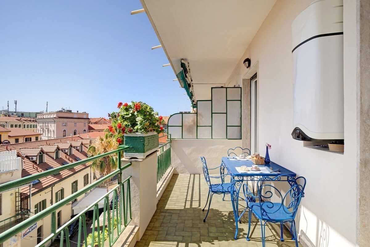 Appartamento in Affitto a Sanremo Via San Francesco
