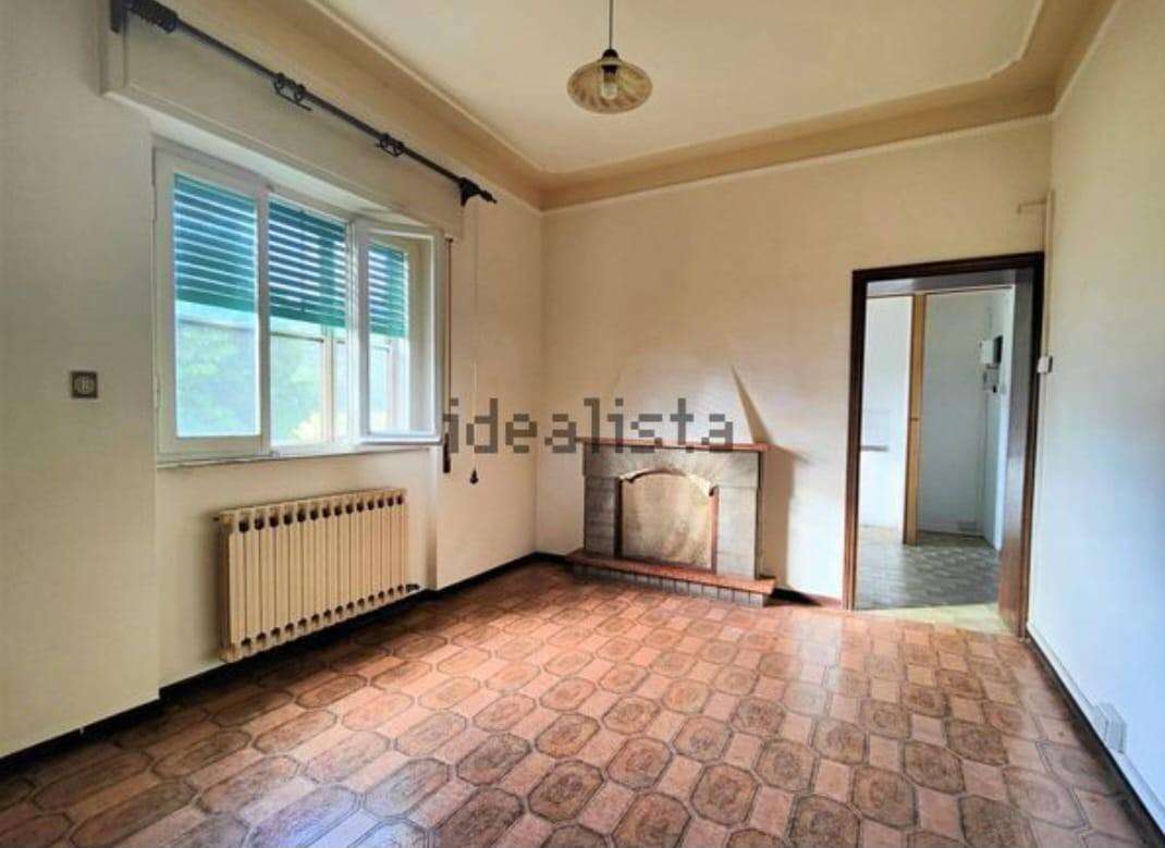 Casa Bi - Trifamiliare in Vendita a San Giuliano Terme Via G. Cicognini,