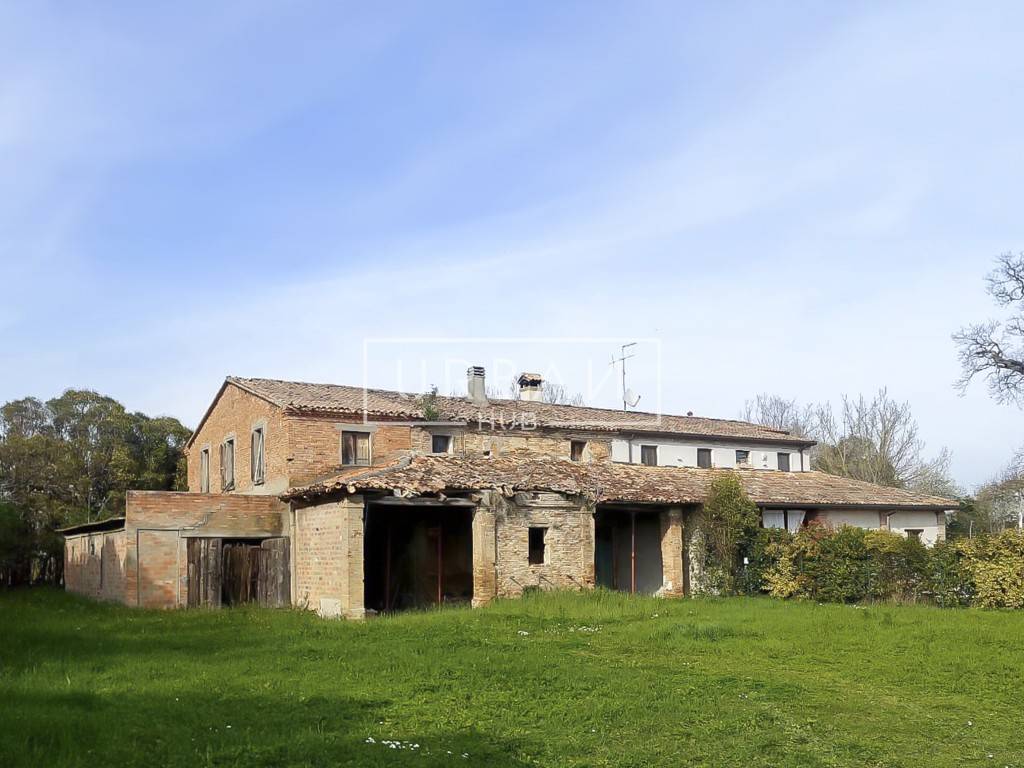 Casa Bi - Trifamiliare in Vendita a Savignano sul Rubicone