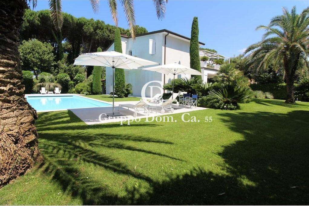 Villa Via Carlo Carra,, Forte dei Marmi