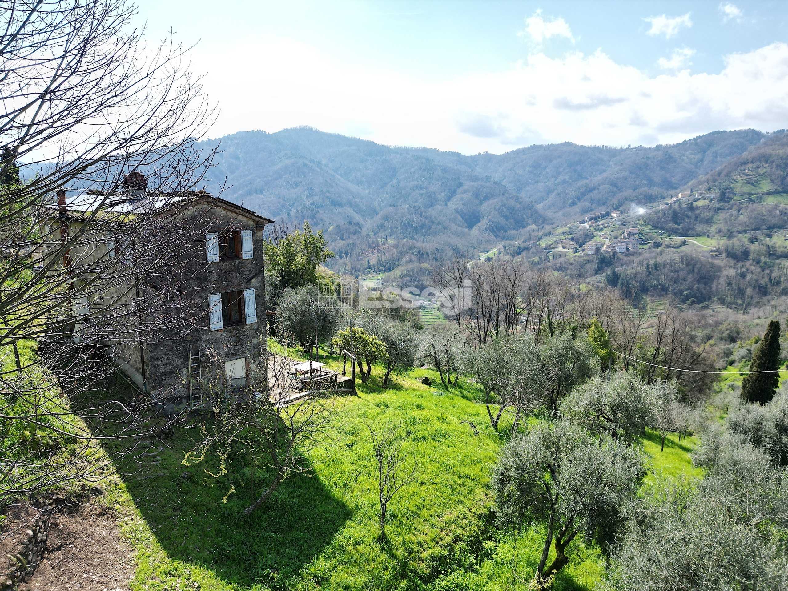 Casa indipendente Strada Comunale di Valdottavo, valdottavo, Borgo a Mozzano