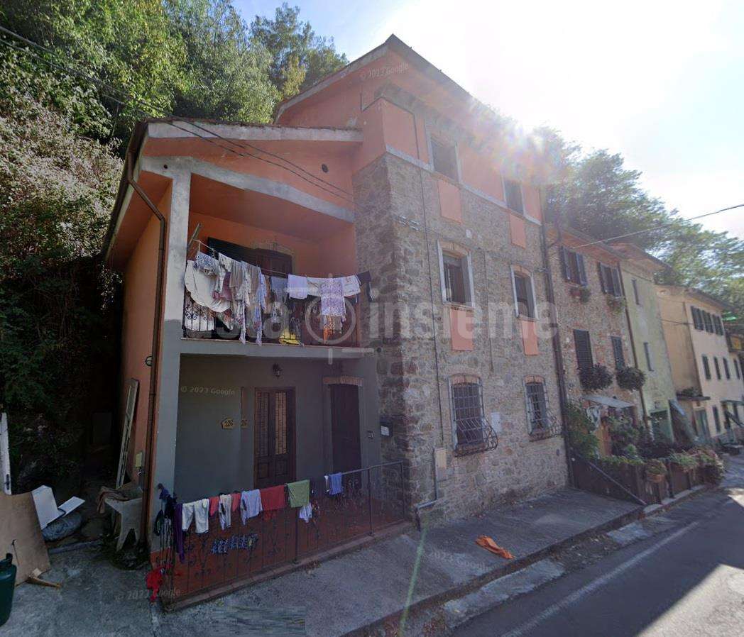 Villetta a schiera in Vendita a Lucca Via per Pieve di Brancoli, 226