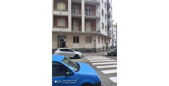 Appartamento in Vendita a Torino Via Oropa