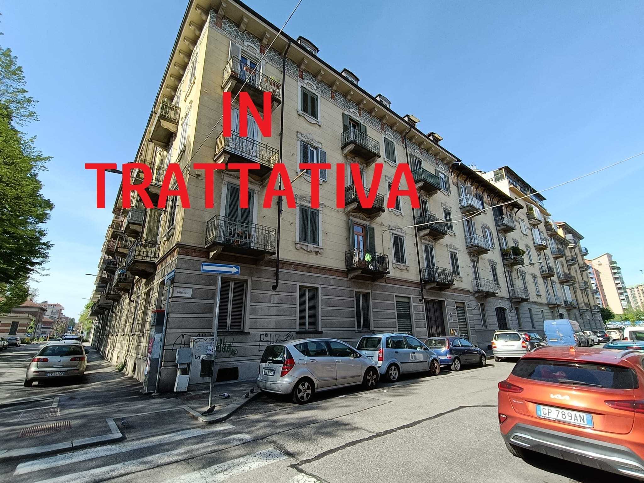 Appartamento in Vendita a Torino Via Urbino