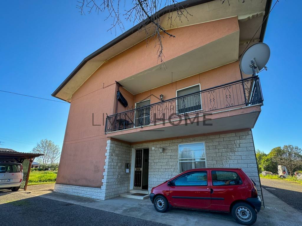 Casa indipendente in Vendita a Santarcangelo di Romagna