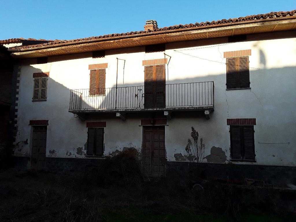 Casa Bi - Trifamiliare in Vendita a Chiusano d'Asti via San Sebastiano Po