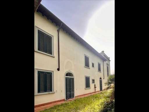 Villa VIA DEI GRILLI, Sesto Fiorentino