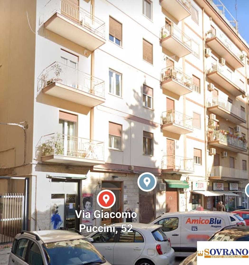 Appartamento in Vendita a Palermo Via Giacomo Puccini