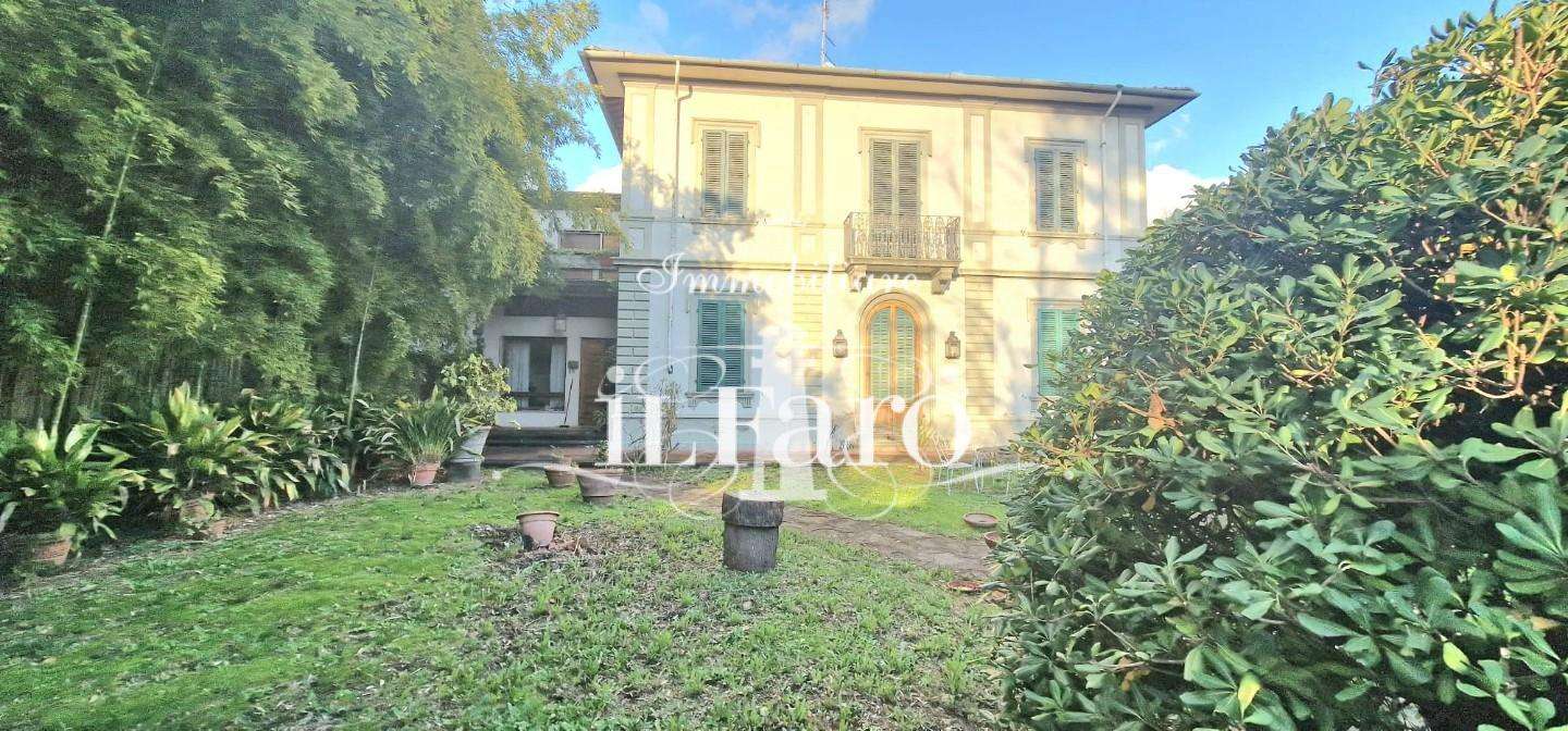 Villa in Vendita a Campi Bisenzio Via S. Paolo, 50013