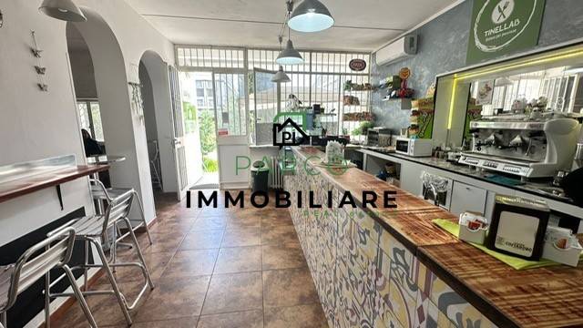 Locale commerciale, Grugliasco