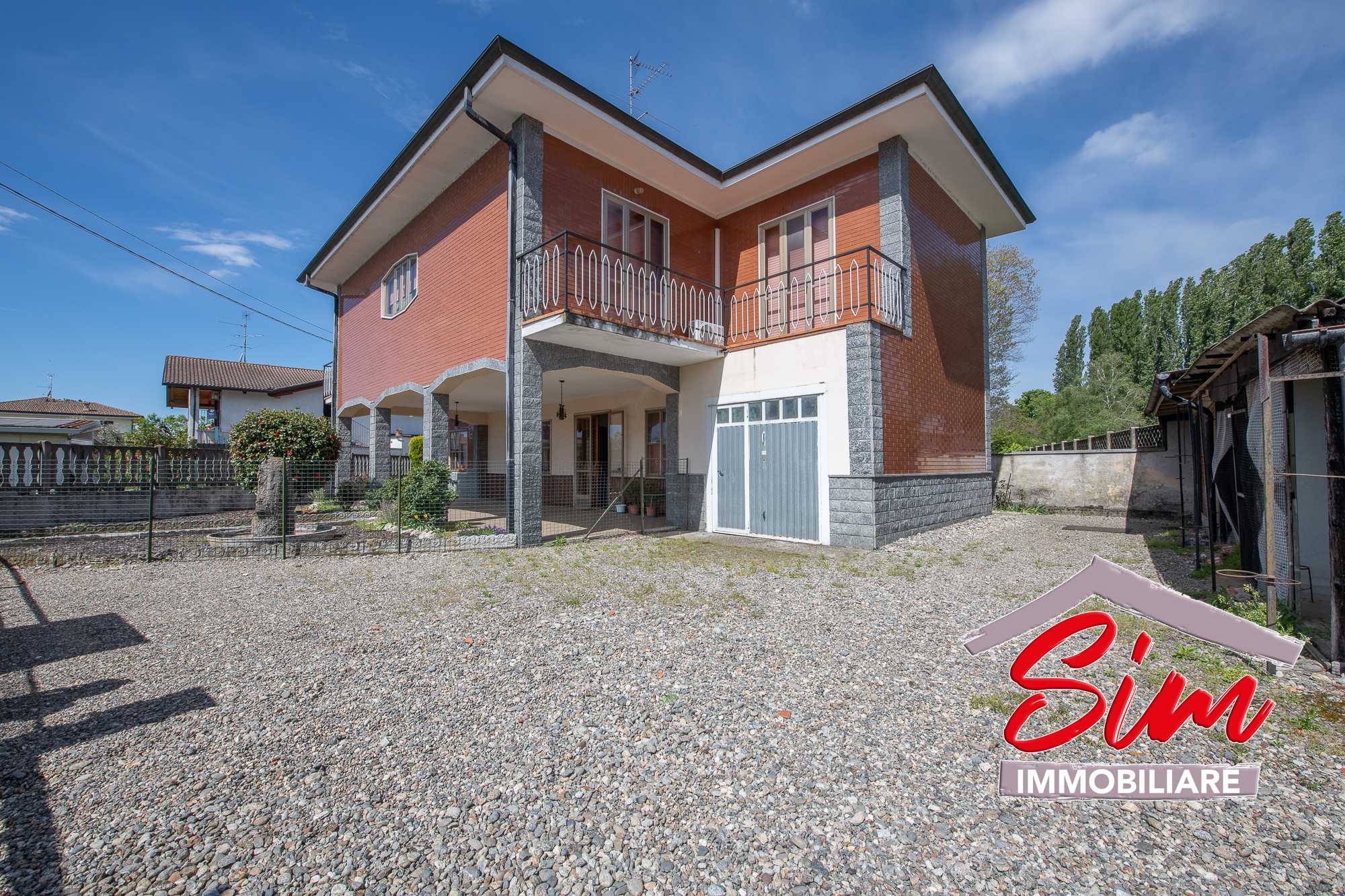 Casa indipendente in Vendita a Casaleggio Novara Via Mazzini
