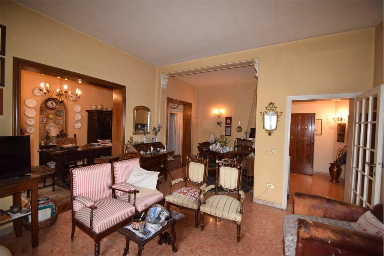 Villa in Vendita a Perugia Via XX Settembre