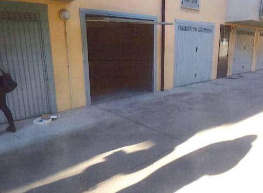 Box - Garage - Posto Auto in Vendita a Canonica d'Adda