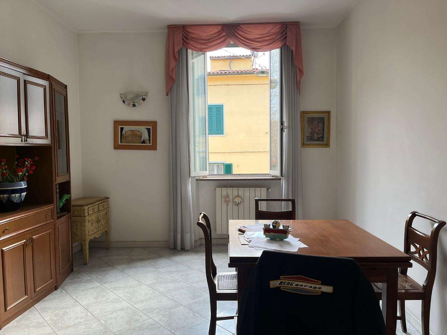 Appartamento in Vendita a Livorno Via Solferino,