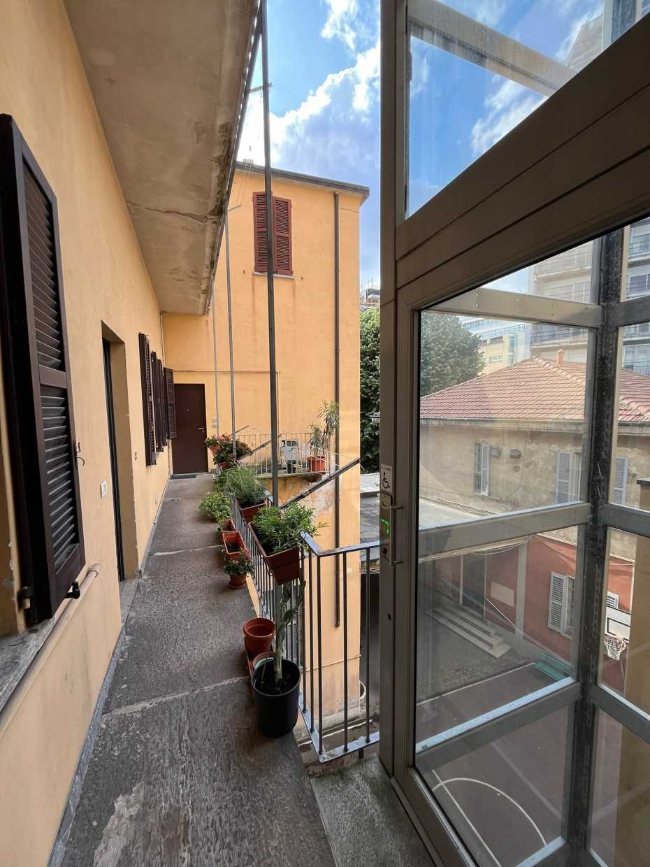 Appartamento in Affitto a Milano Piazza Sant'Eufemia