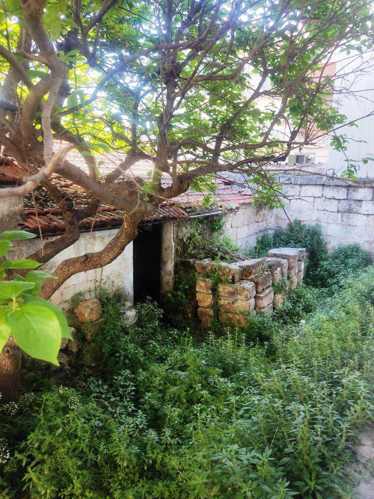 Casa indipendente Vico Aurelio Saffi, Sammichele di Bari