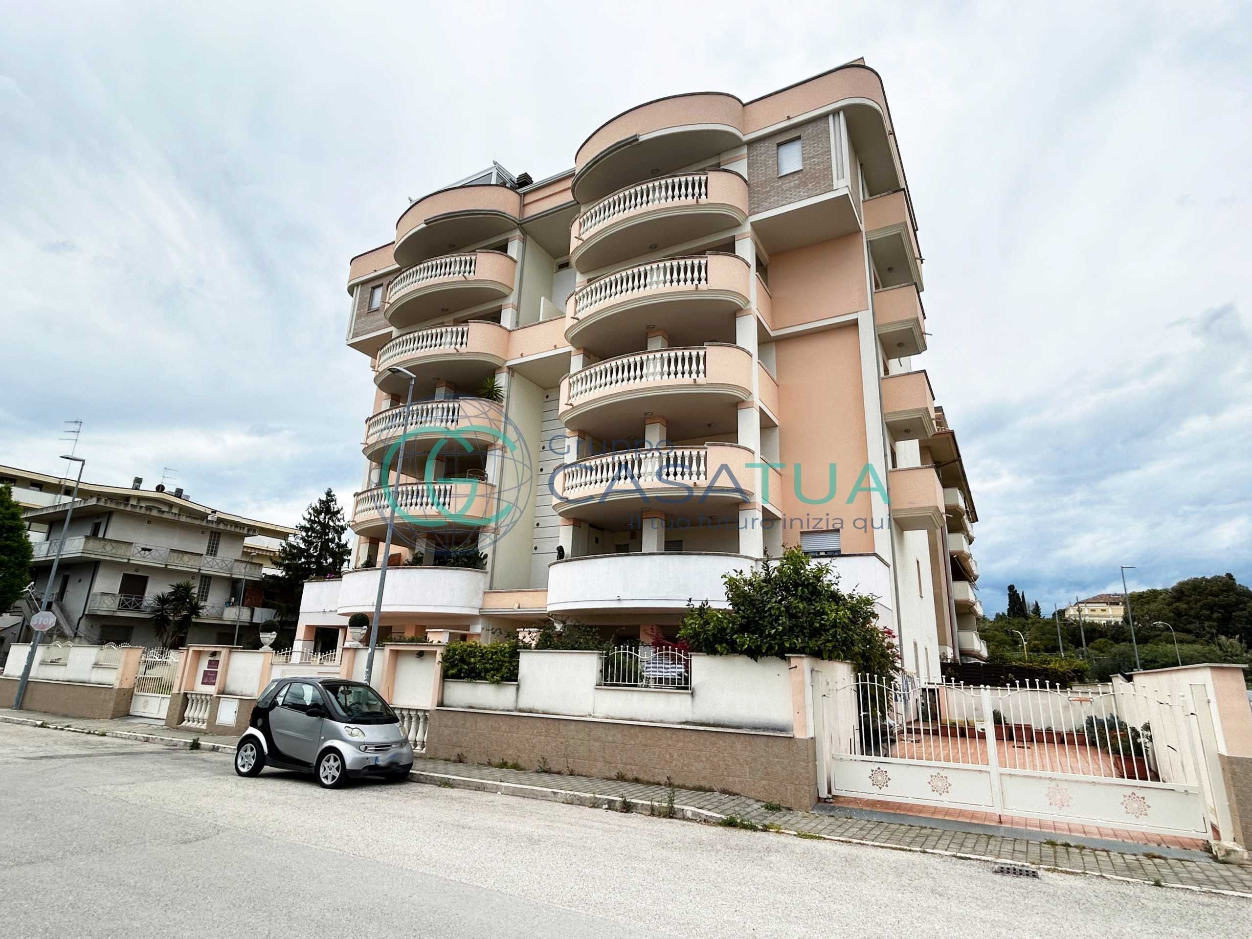 Appartamento in Vendita a Alba Adriatica Via Duca degli Abruzzi