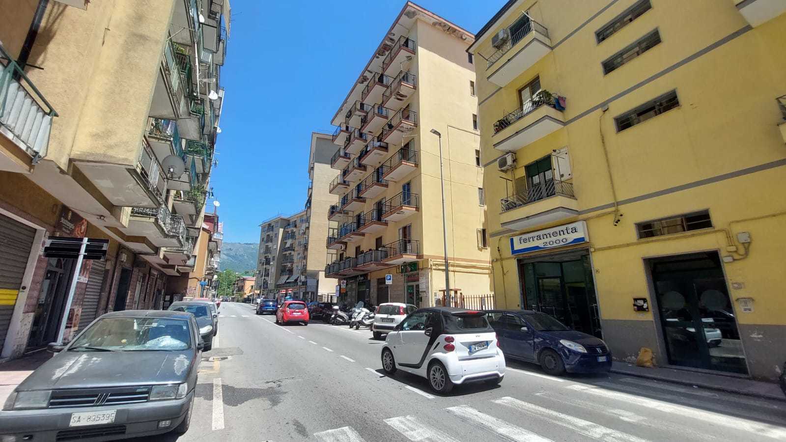 Appartamento in Vendita a Salerno Via Irno