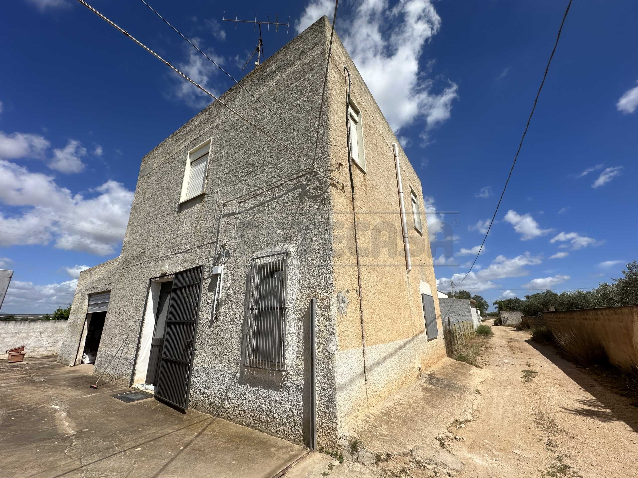 Porzione di casa Viale Bianca Giangreco, Mazara del Vallo