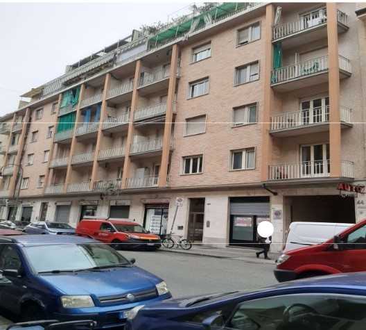 Appartamento in Vendita a Torino Via Vigone