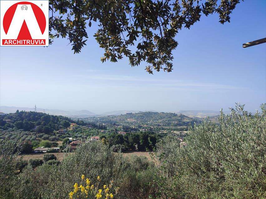 Terreno agricolo in Vendita a Caltanissetta via due fontane