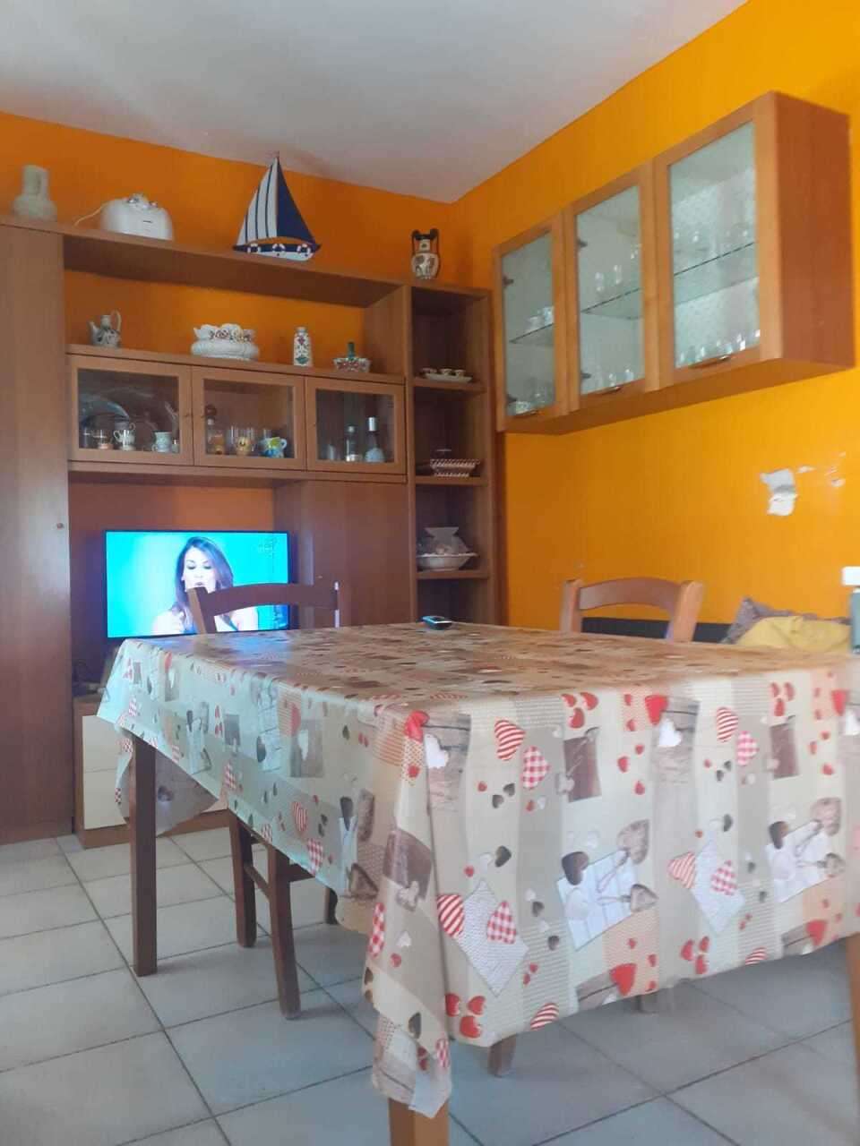 Casa Bi - Trifamiliare, Carrara