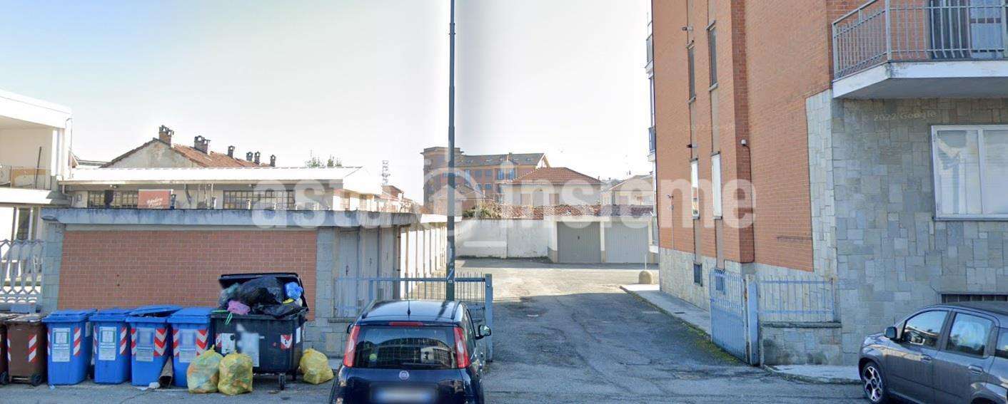 Box - Garage - Posto Auto in Vendita a Orbassano Strada Gerbido, 6