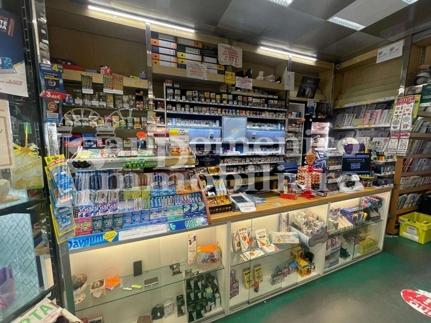Attività  commerciale PI, Cascina