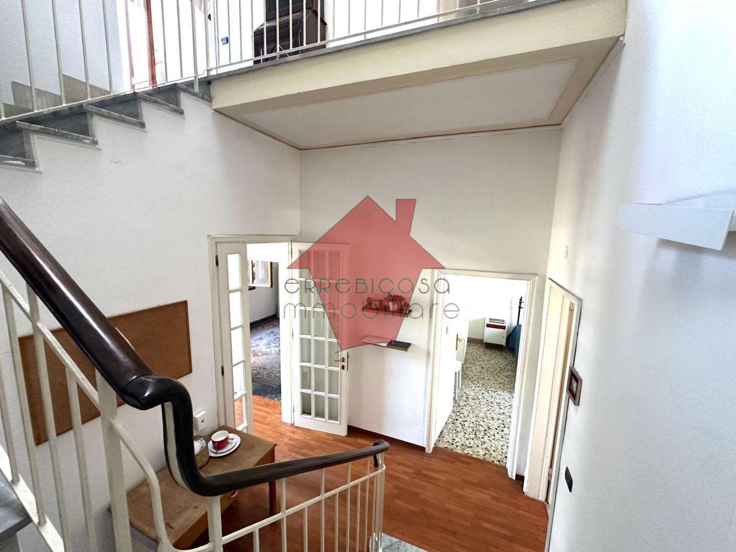 intera palazzina in vendita ad Empoli
