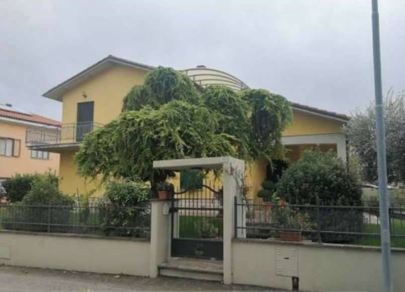 Appartamento in Vendita a Firenze Beccaria / Oberdan
