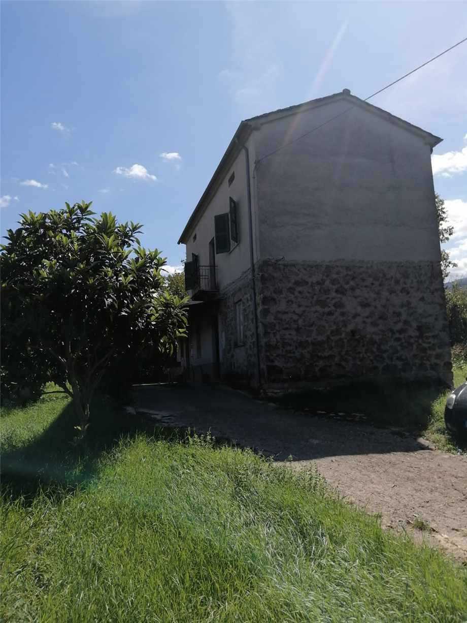 Villa, Esperia