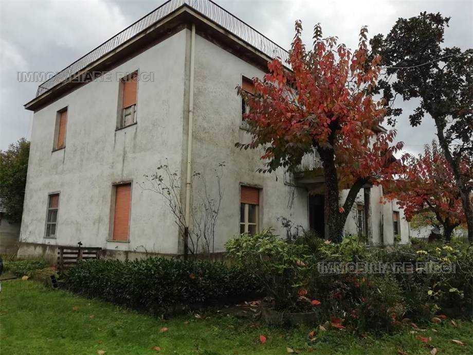 Villa, Pontecorvo