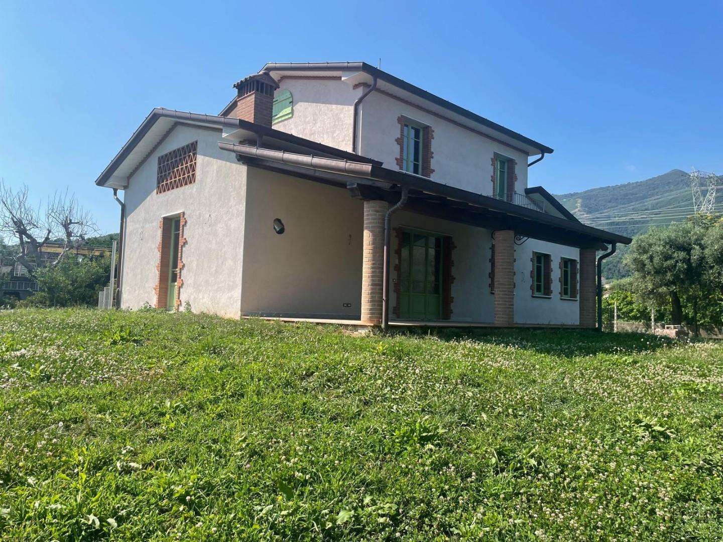 Villa Via Romana,  11, Pietrasanta
