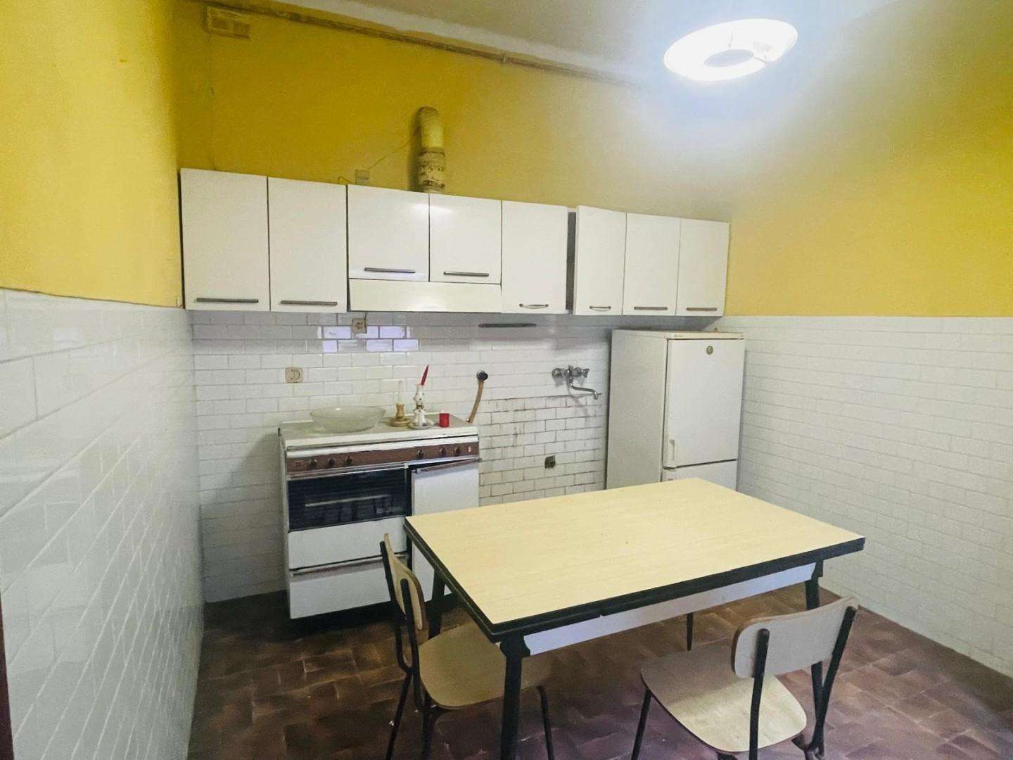 Ufficio Località Canevara,  20, Massa