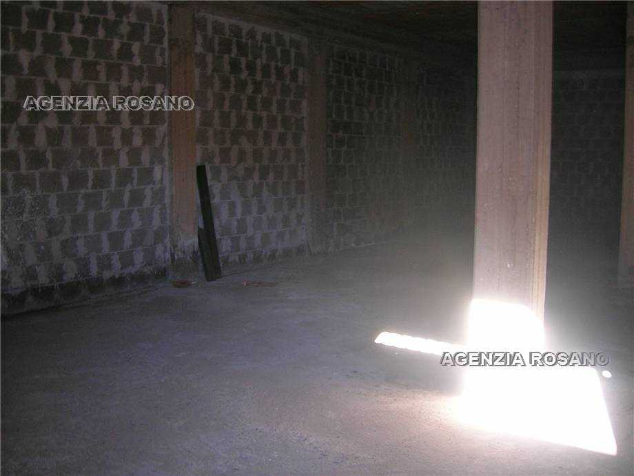 Box - Garage - Posto Auto V.le EUROPA, Biancavilla