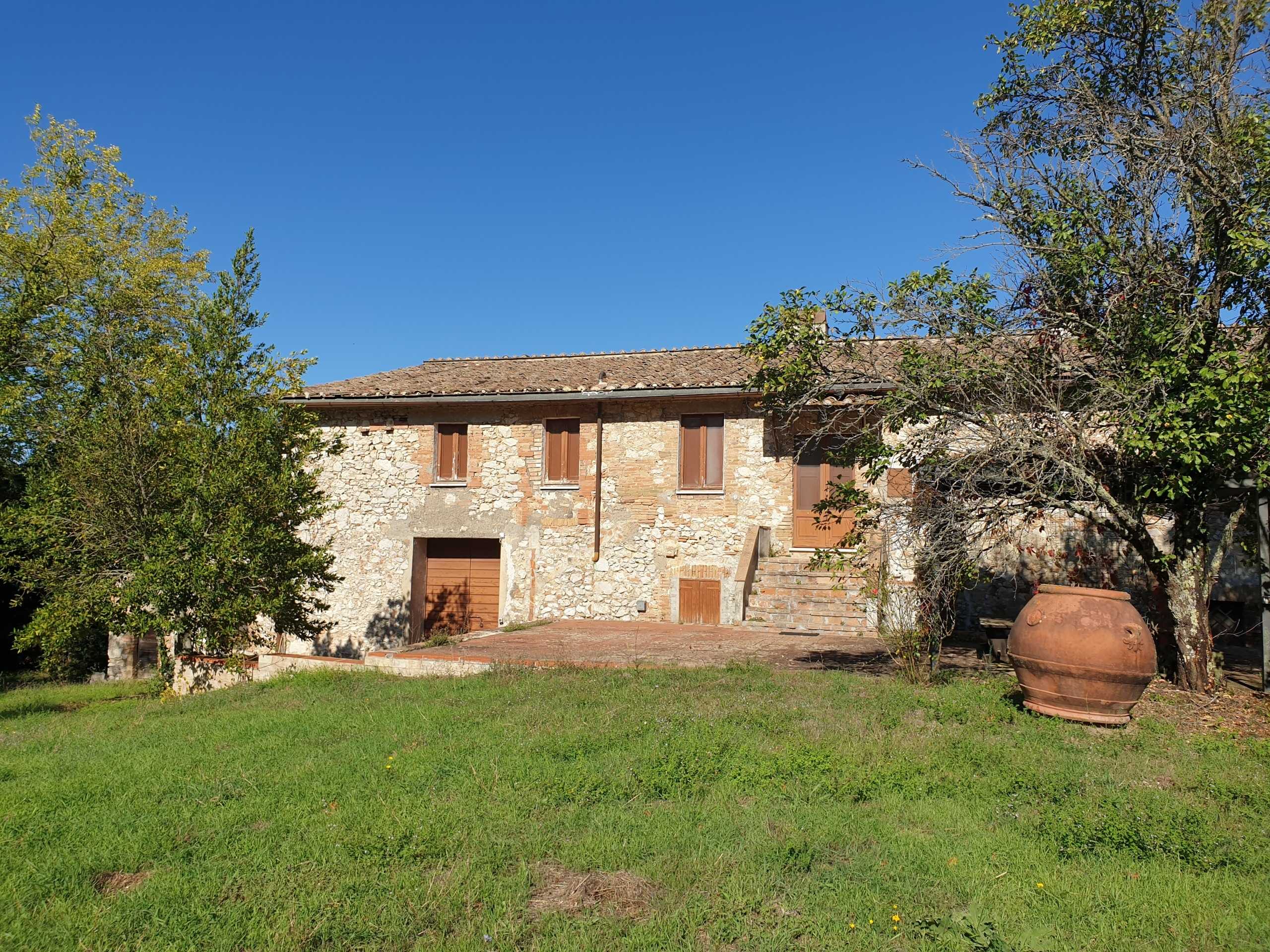 Casa indipendente località la selve, Guardea