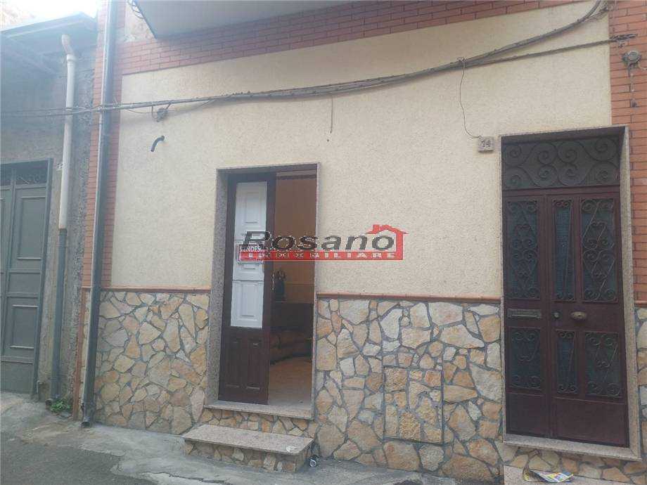 Appartamento Via POETA CAVALLARO, Biancavilla