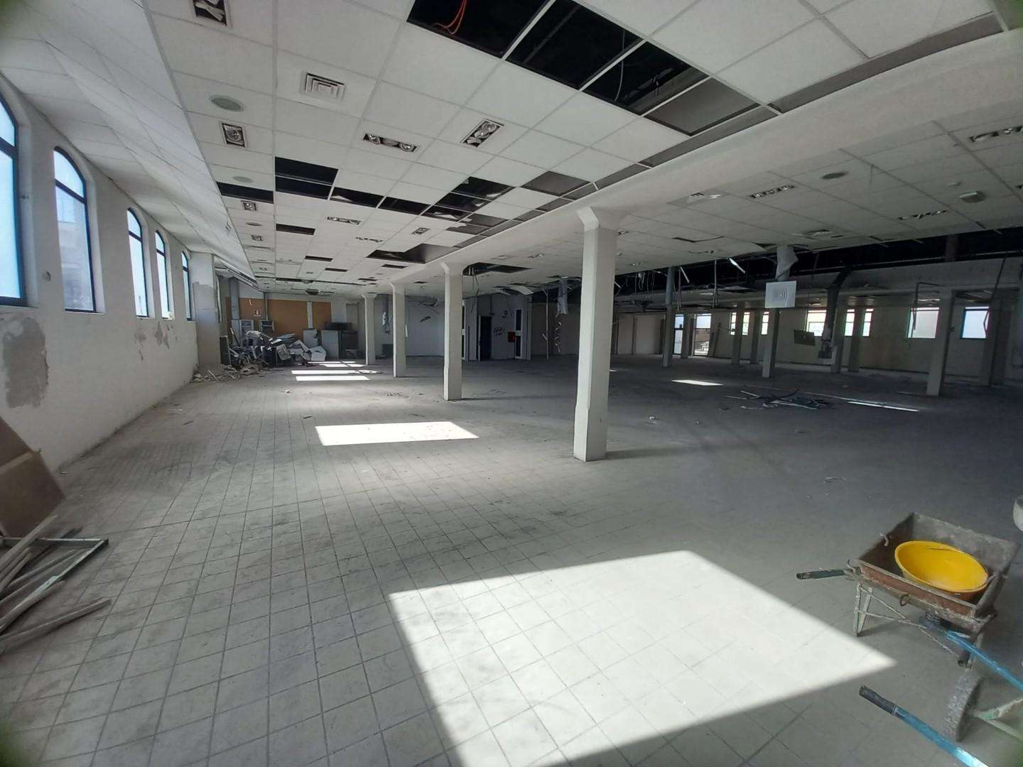 Locale commerciale LI, Livorno