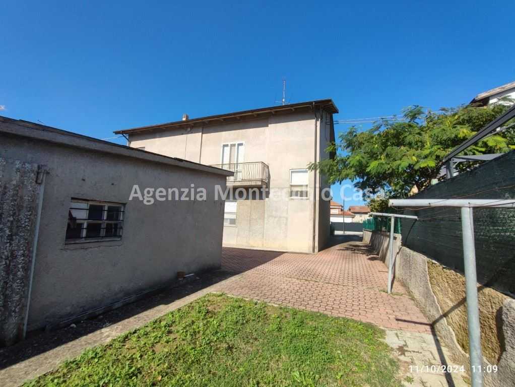 Casa indipendente Via Trieste, Montecalvo in Foglia
