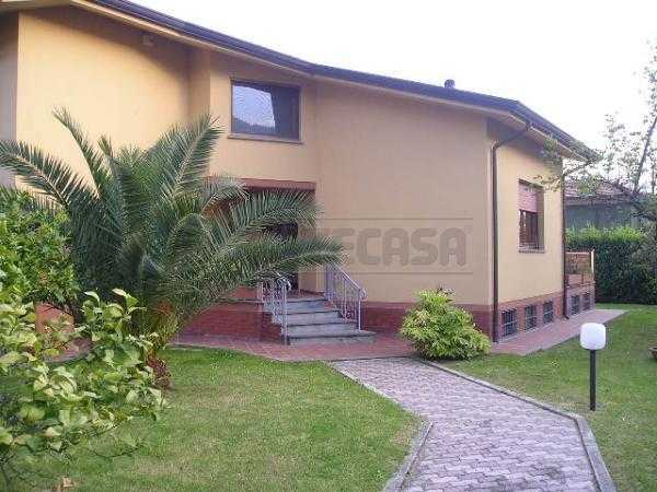 Casa indipendente Via dell'Archellino, Massarosa