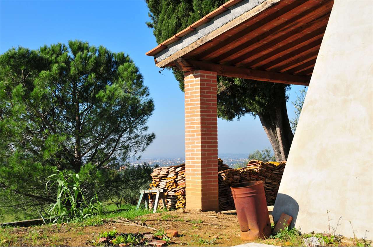 capannone in vendita a Lastra a Signa in zona Malmantile