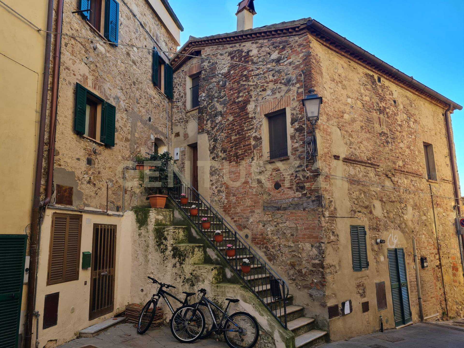 Porzione di casa Via Volterra, Cinigiano