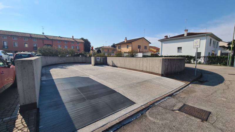 immagine annuncio 1 di 8