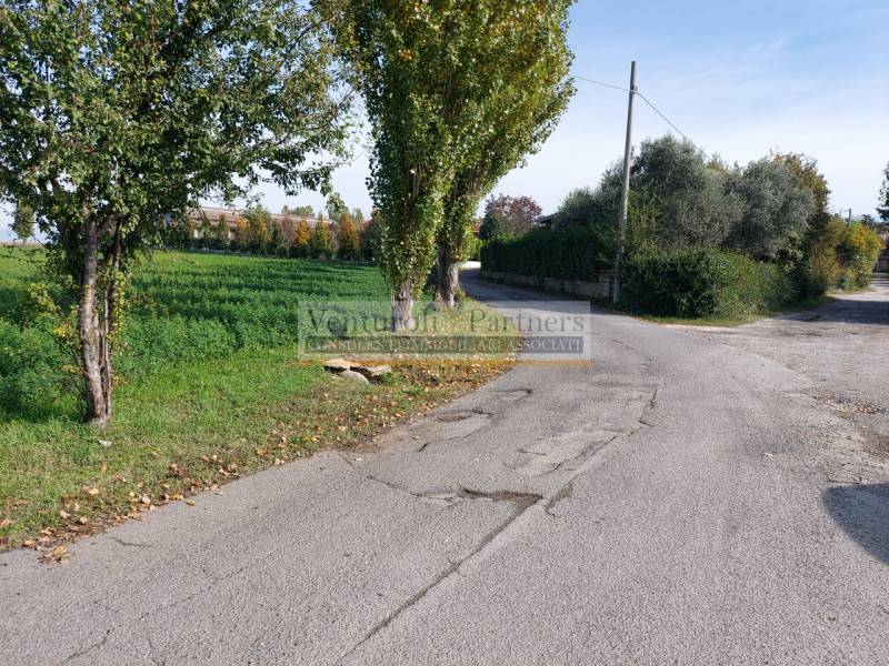 casa indipendente in vendita a Castiglione delle Stiviere