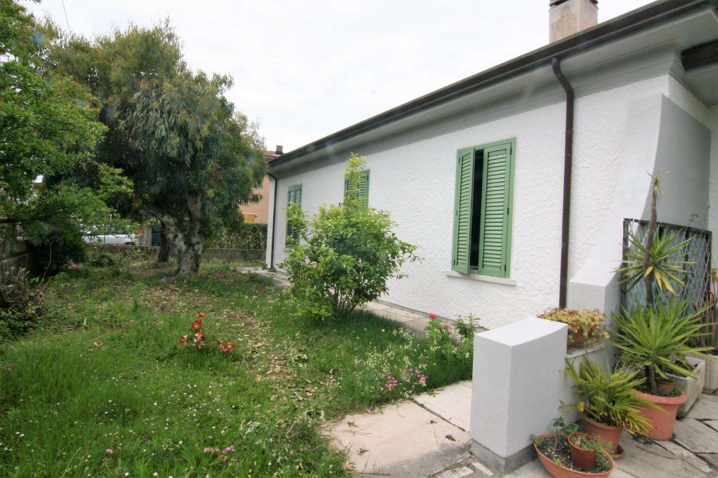 Appartamento Via Vicinale Macchia,, Carrara
